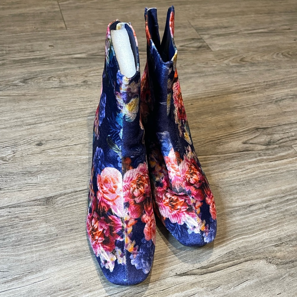 Betsey Johnson ankle boots
